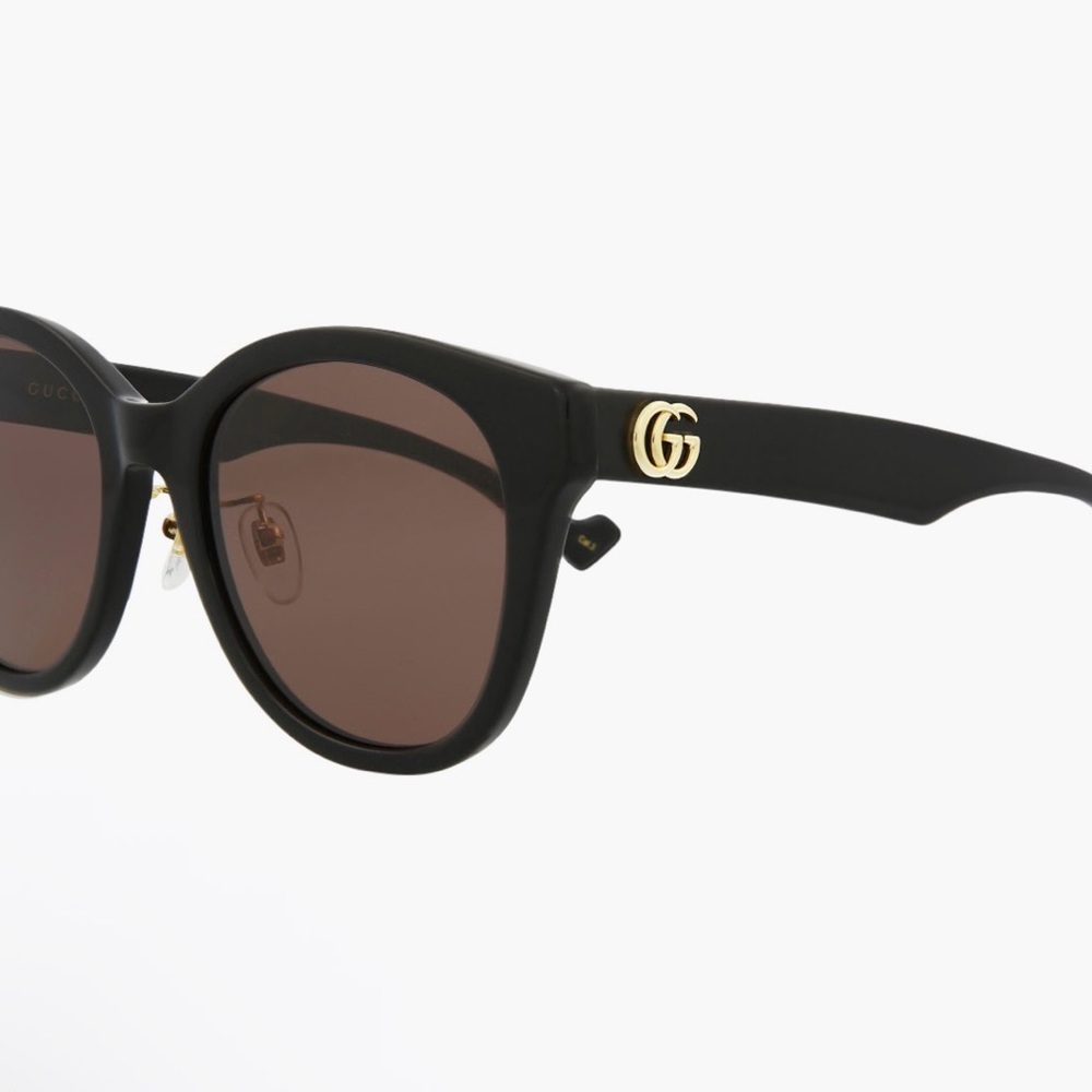 Gucci Women's Black Sunglasses NWOT